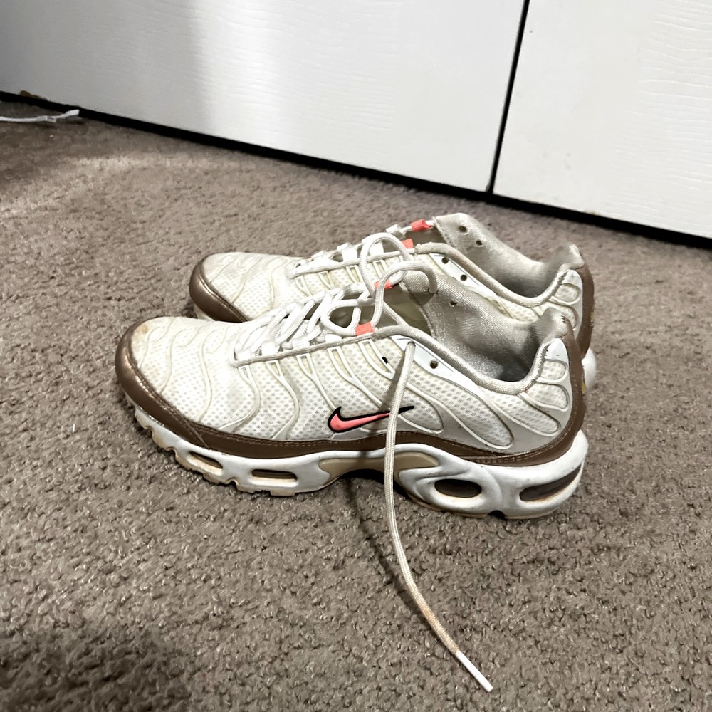 Wmns Air Max Plus 'Light Orewood Brown'